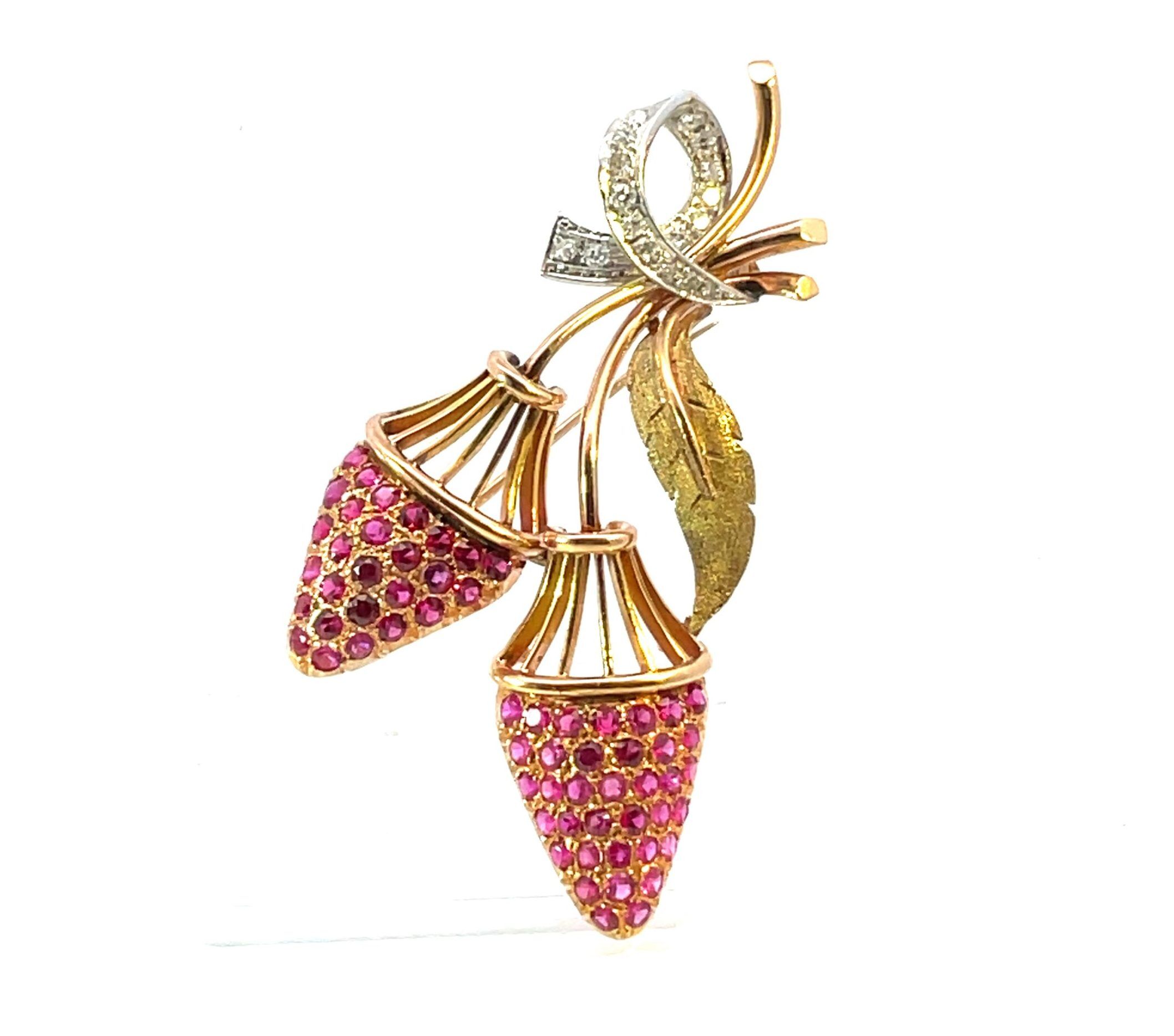 Strawberry Diamond Sapphire Brooch
