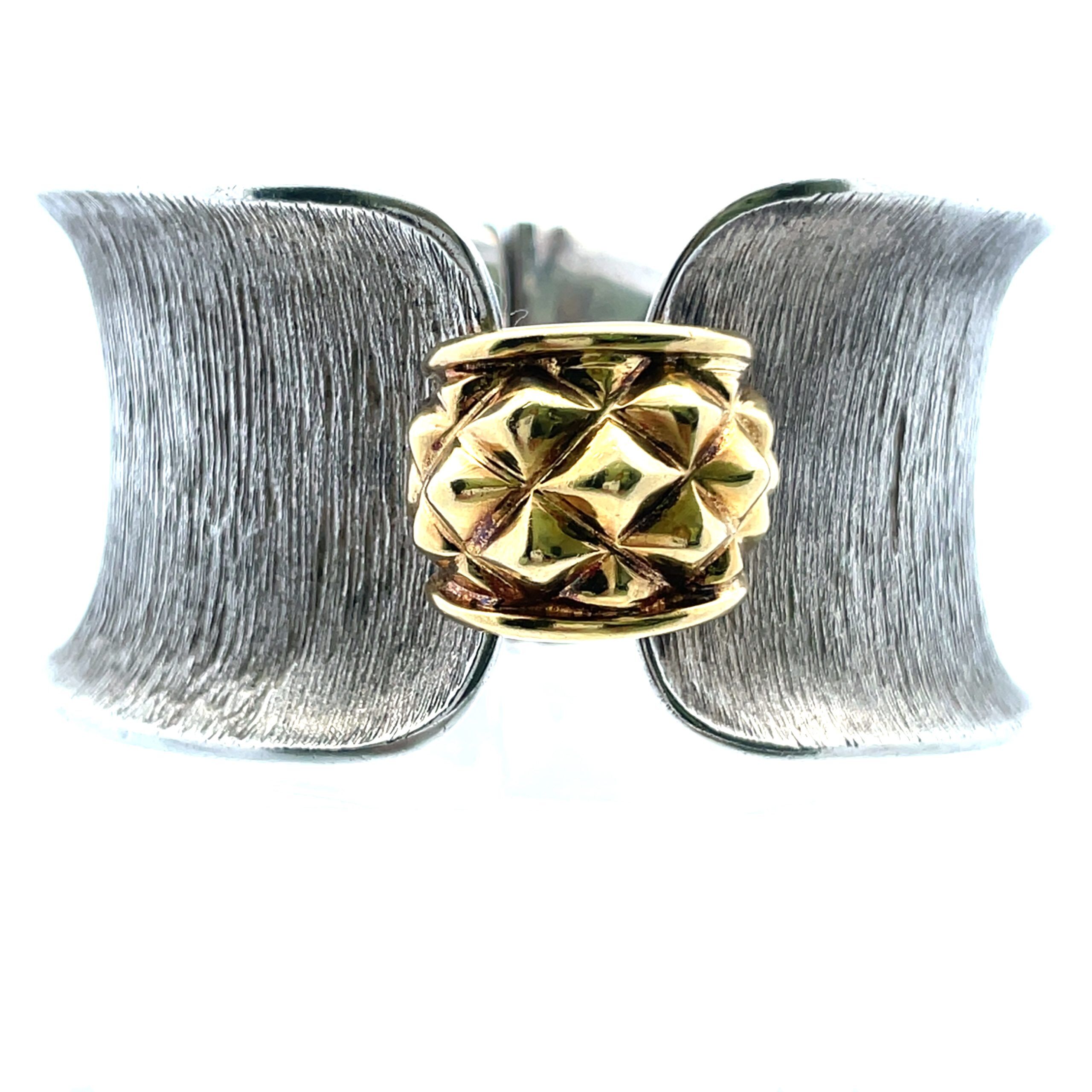 Sal Praschnik: Hinged Cuff Bracelet - Image 5